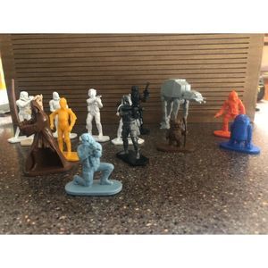 STAR WARS COMMAND LOT OF 13 FIGURINES